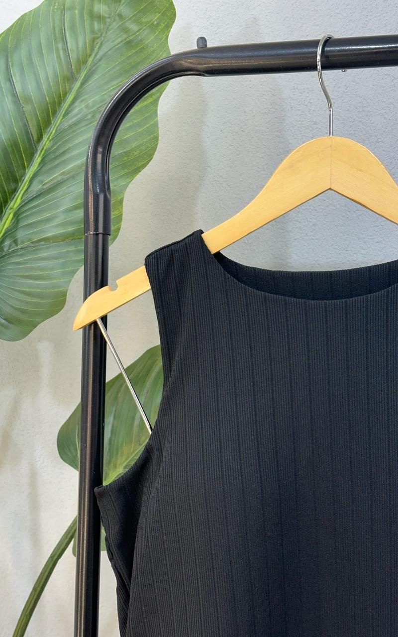 cropped regata canelado preto 1000e4