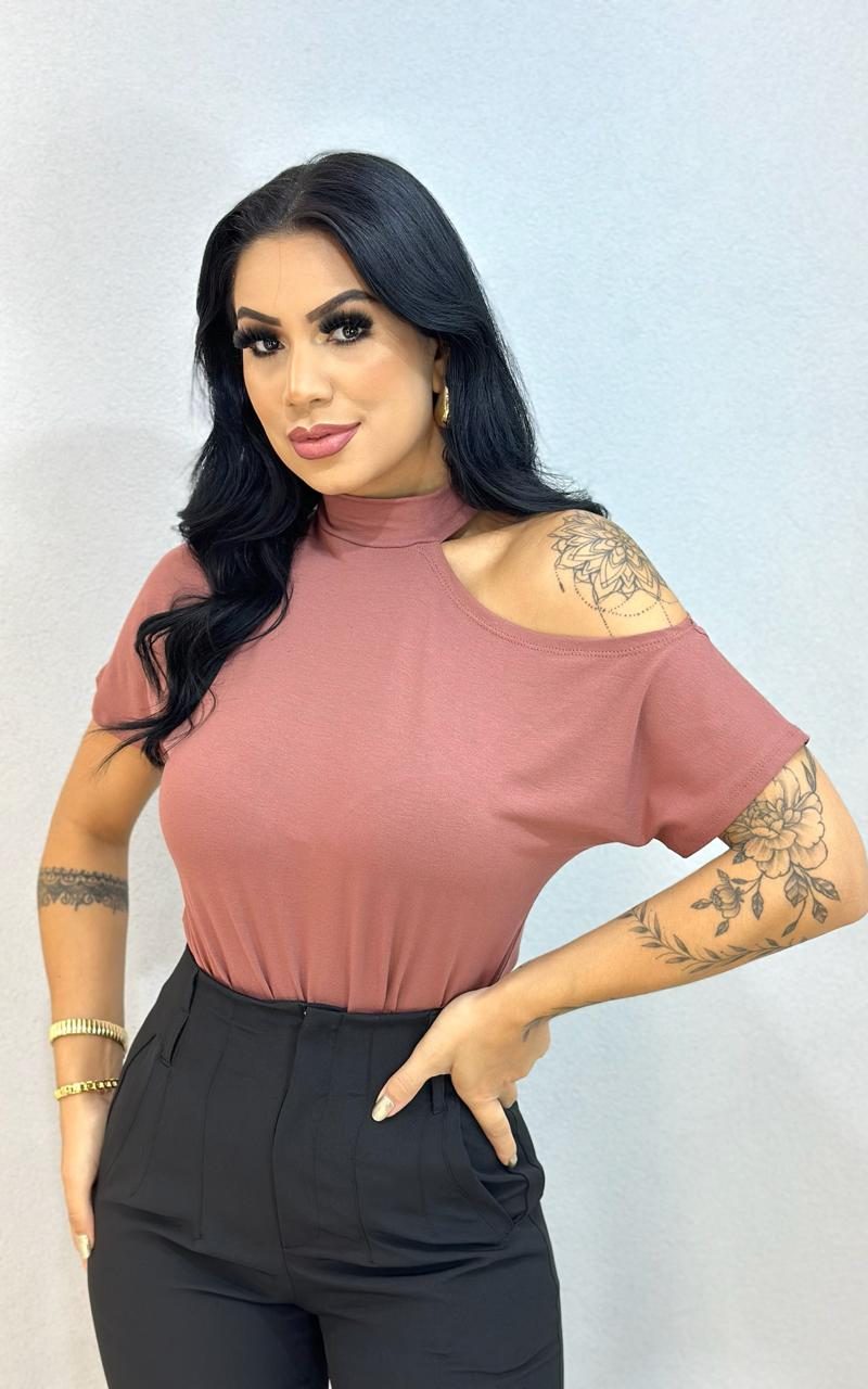 blusa ombro so preto 1000k3